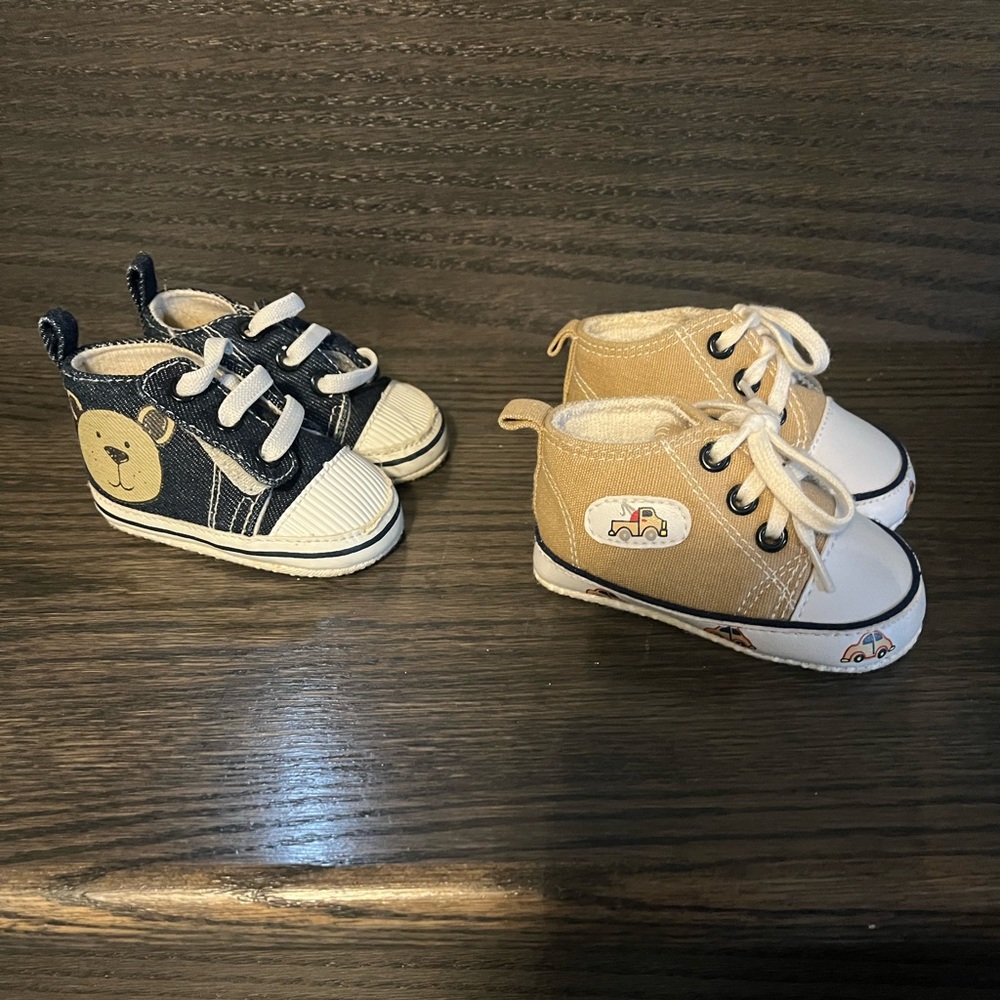 Baby shoes 0-3M EUC & new